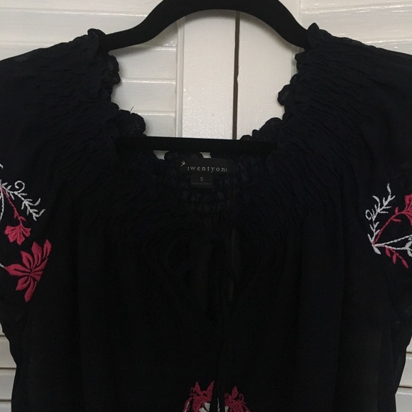 Sheer Navy Embroidered Top With Ruching - Picture 5 of 5